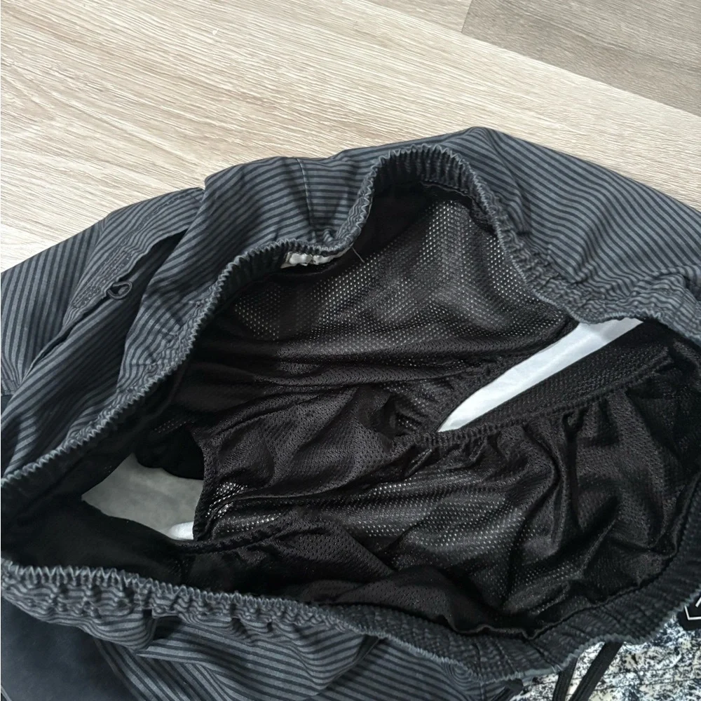 American Eagle Two-Tone Black & Gray Swim Trunks